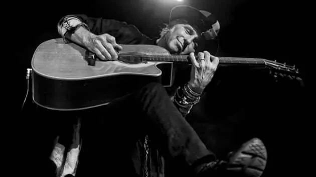 m_nilslofgren630_bw_070820