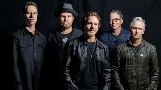 m_pearljam_72420