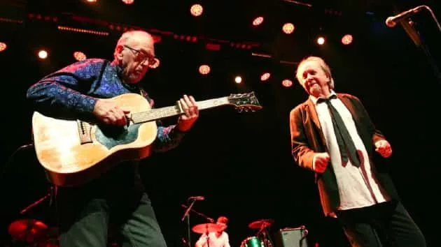 m_theprettythings630_onstage_creditjudytotton_072820