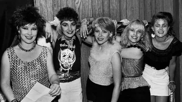 m_thegogos630_bw_creditpaulnatkin_073020