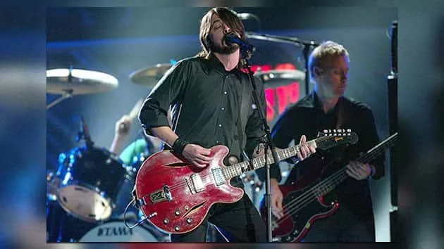 getty_davegrohl_081220