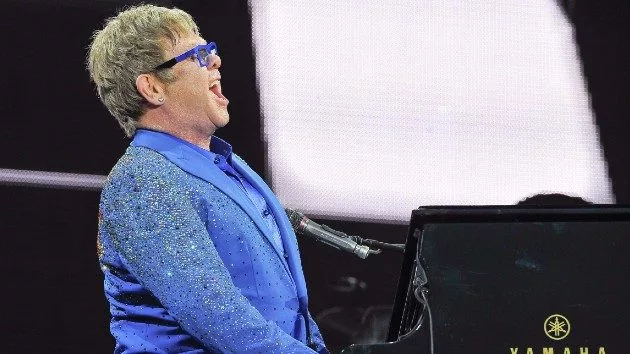 getty_eltonoutsidelands_082620