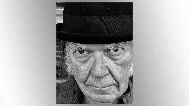 m_neilyoung630_bw_creditdhlovelife_070520-2