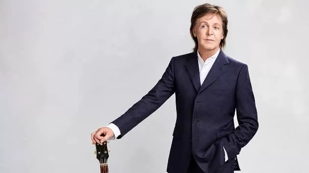 m_paulmccartney630_graybackground_080420-2