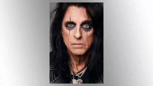m_alicecooper630_creditjennyrisher_121120