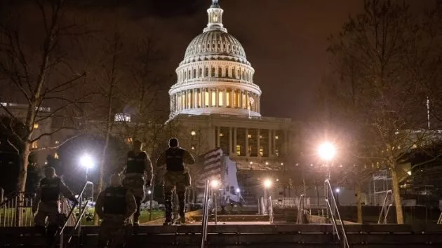 getty_capitolbuilding_010721