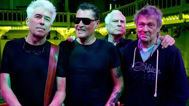 getty_goldenearring630_020921