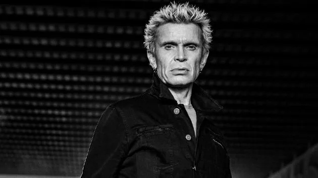 m_billyidol630_bw_creditmichaelmuller_033121