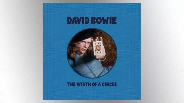 m_davidbowiethewidthofacircle630_041421