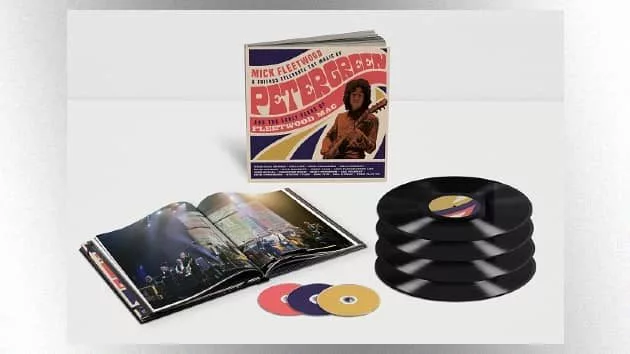 m_mickfleetwood26friendssuperdeluxeboxset630_042921
