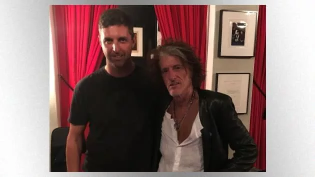 m_albertobof26joeperry630_052621