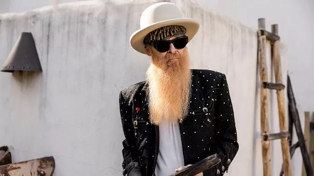 m_billygibbons630_pueblo_creditrogerkisby_060321
