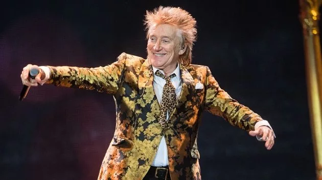 getty_rodstewart2_630_060421