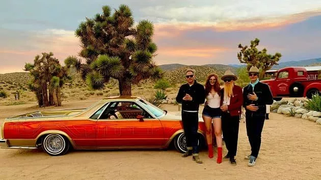 m_billygibbons26others630_shesonfire_061221