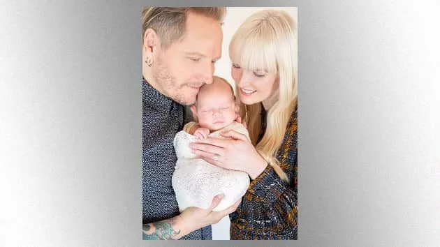 m_mattsorumwife26baby630_creditbridgetmillerphotography_072221_0