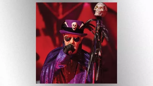 m_judaspriestrobhalford630_creditjoelester_091221