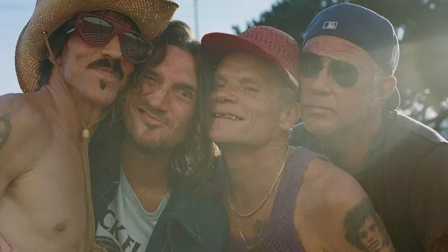 m_rhcp630_creditclarabalzary_092421-4