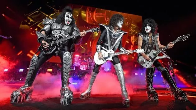 getty_kiss630_103121