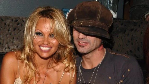 getty_pamela_anderson_tommy_lee_11182021