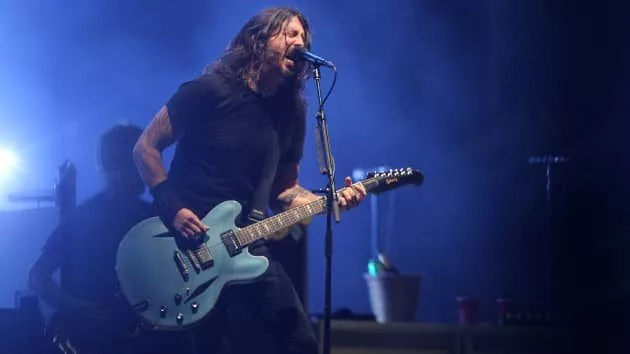 g_davegrohl_112921