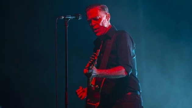 getty_bryanadams_112921