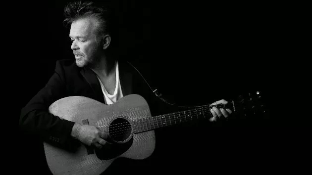m_johnmellencamp630_withguitar_091014-4