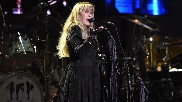 getty_stevienicks630_121721