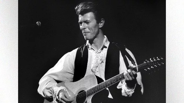 getty_davidbowie_010322