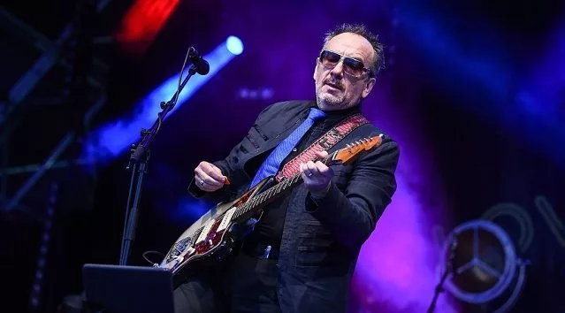getty_elviscostello630_011122