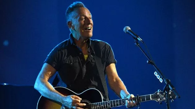 getty_brucespringsteen630_011422