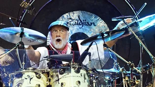 getty_mickfleetwood630_011922