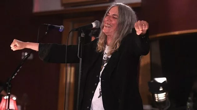 getty_pattismith630_atelectriclady_012022