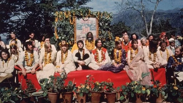 getty_beatleswithmaharishi_012822