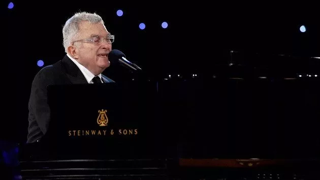 getty_randynewman630_030422