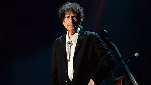 getty_bobdylan630_040522