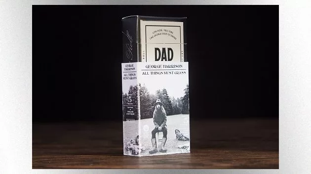 m_georgeharrisonatmgdadstash630_041222