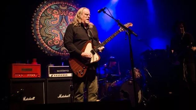 getty_warrenhaynes_042522