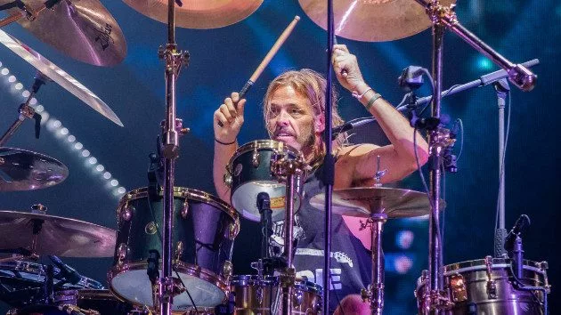 g_taylorhawkins630_071122