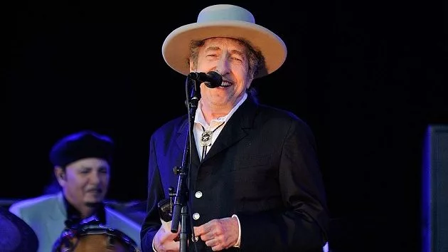 getty_bobdylan630_071322