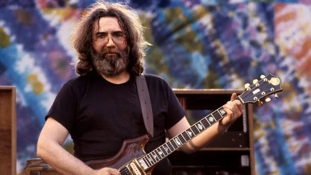 getty_jerrygarcia630_073122