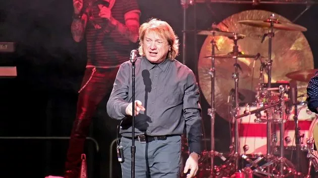 getty_lougramm630_080122