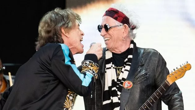 getty_mickjaggerkeithrichards630_080322