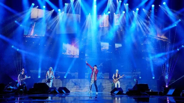 g_defleppard_102022