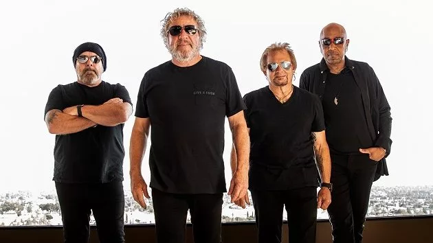 m_sammyhagar26thecircle630_creditleahsteiger_090922-2