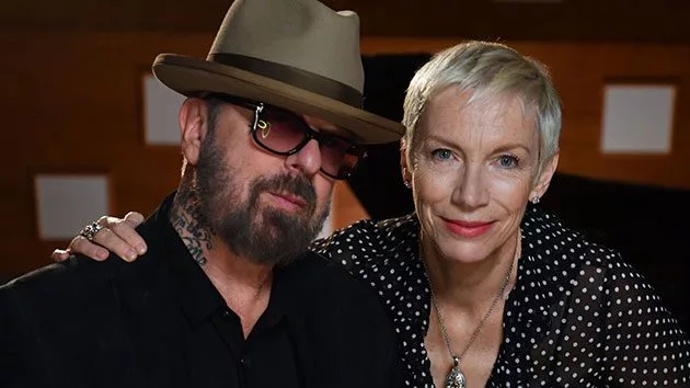 getty_eurythmics_110422