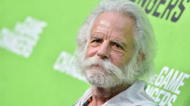 getty_bobweir_110722