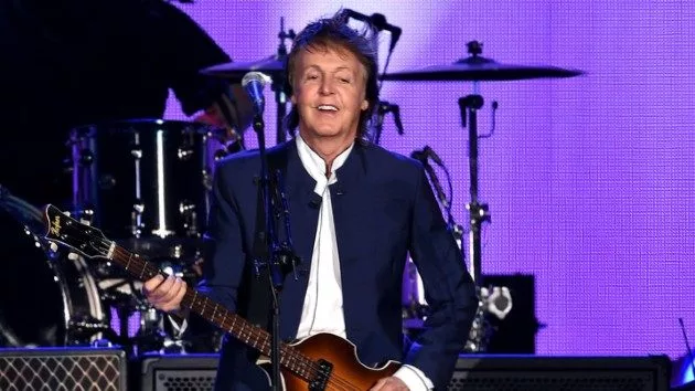 getty_mccartney_111522