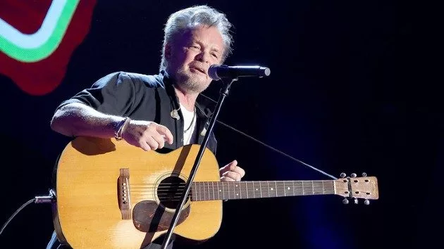 getty_johnmellencamp_111522