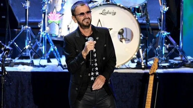 getty_ringostarr_111822