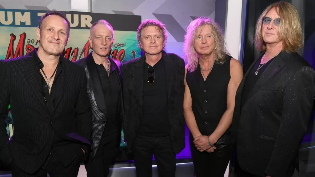 getty_defleppard_112322